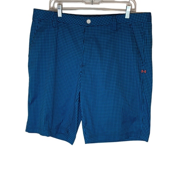 Under Armor, gingham plaid‎ golf short, Size 38 - Picture 1 of 8